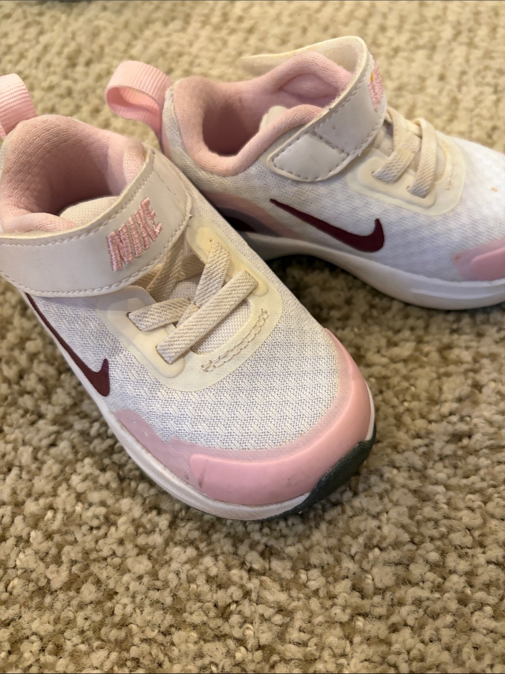 Nike Kids White and Pink Sneakers size 5C